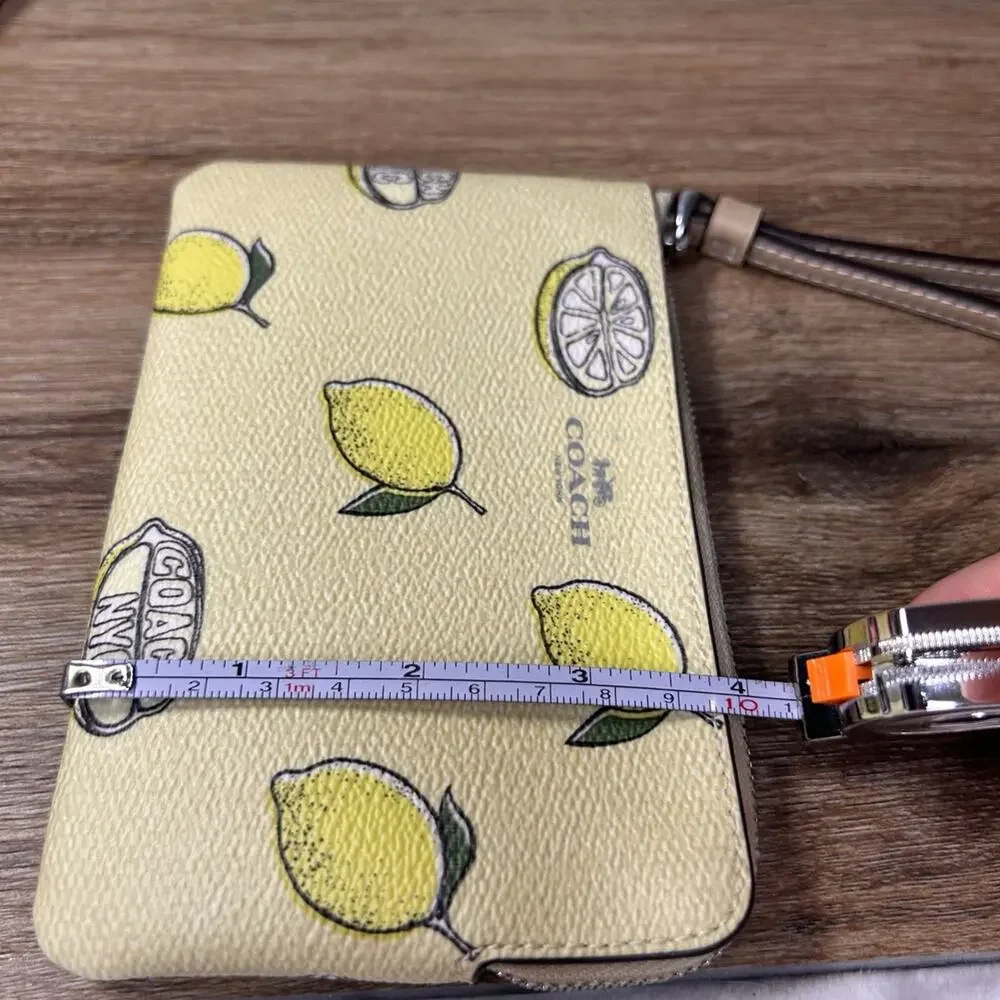 NWT Coach Women's Small Corner Zip Wristlet with Lemon Print